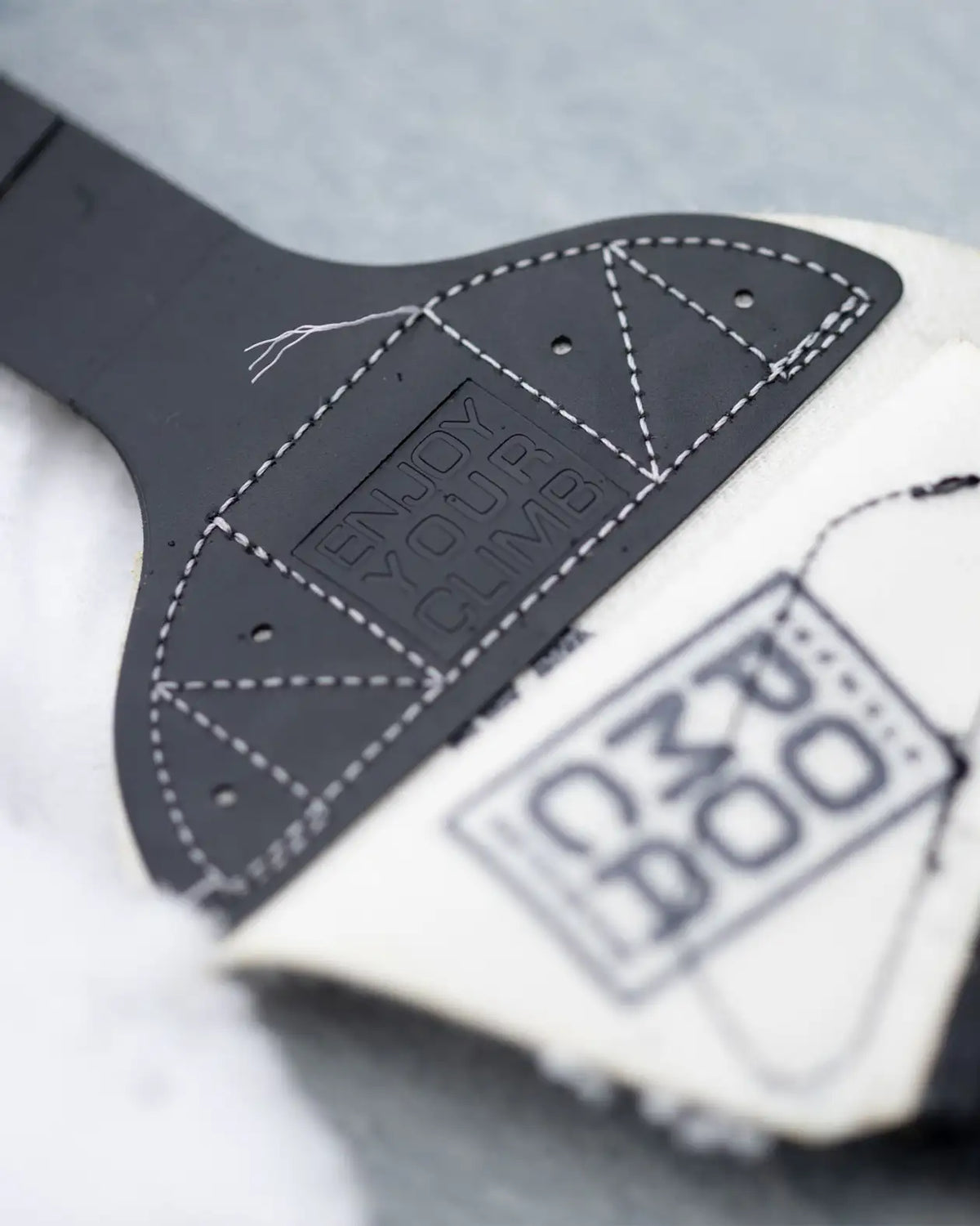 スノーボード Jones Pomoca Nomad Pro splitboard skins Jones Nomad PRO Pre-Cut Splitboard Skins w/ Quick Tension