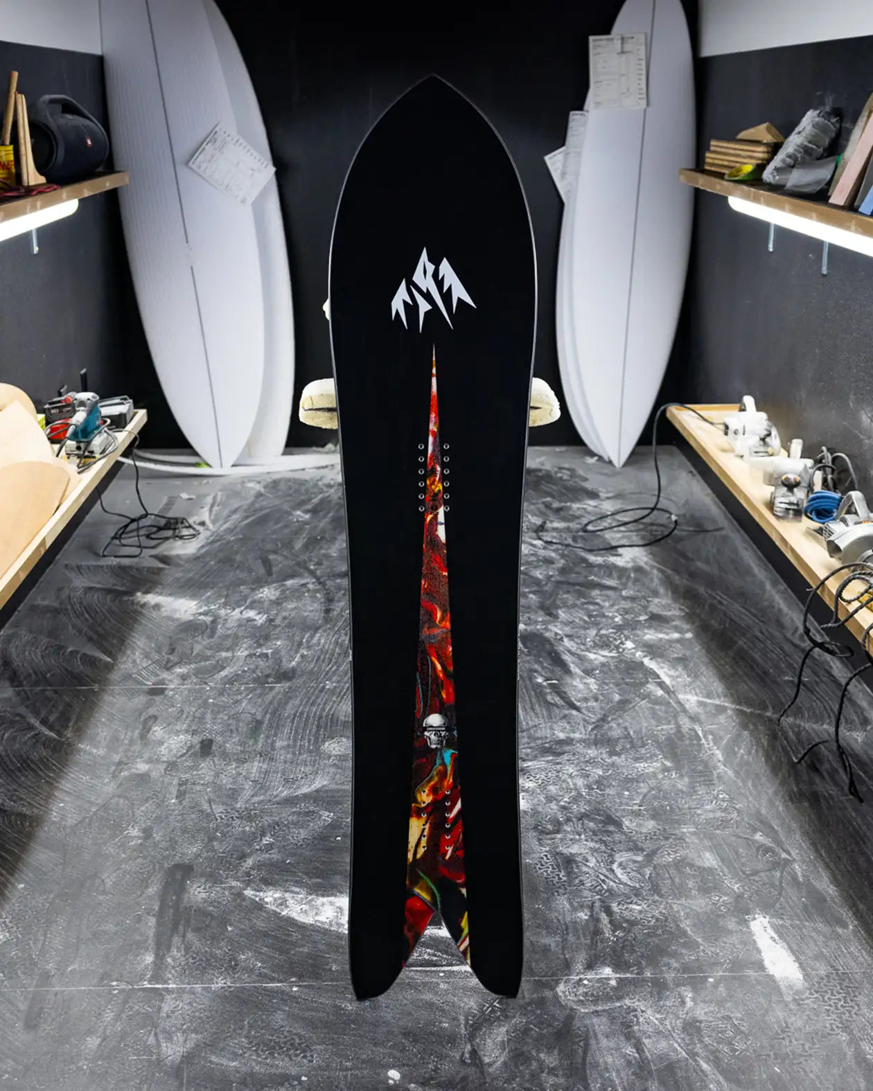 Storm Chaser – Jones Snowboards US Storm Chaser – Jones Snowboards US