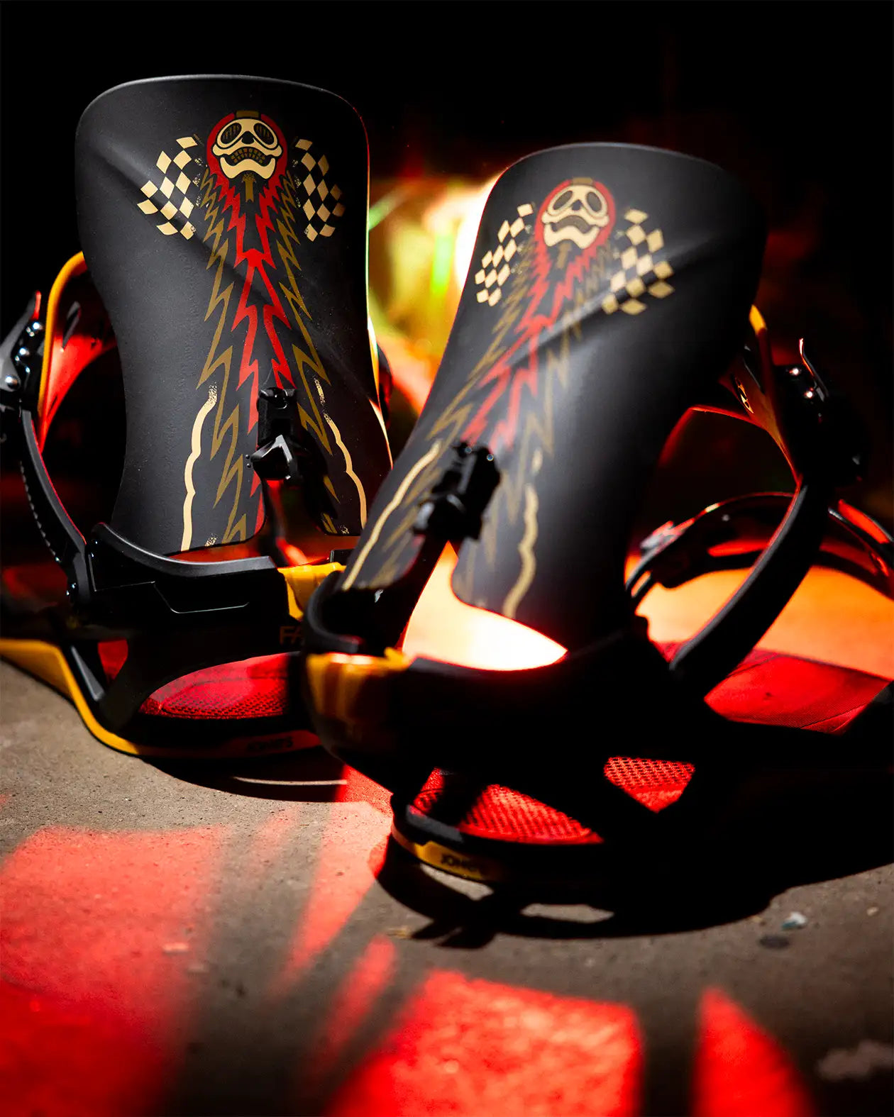 Mercury FASE® Snowboard Binding | Jones Mercury FASE® Snowboard Binding Jones Snowboards High Performance