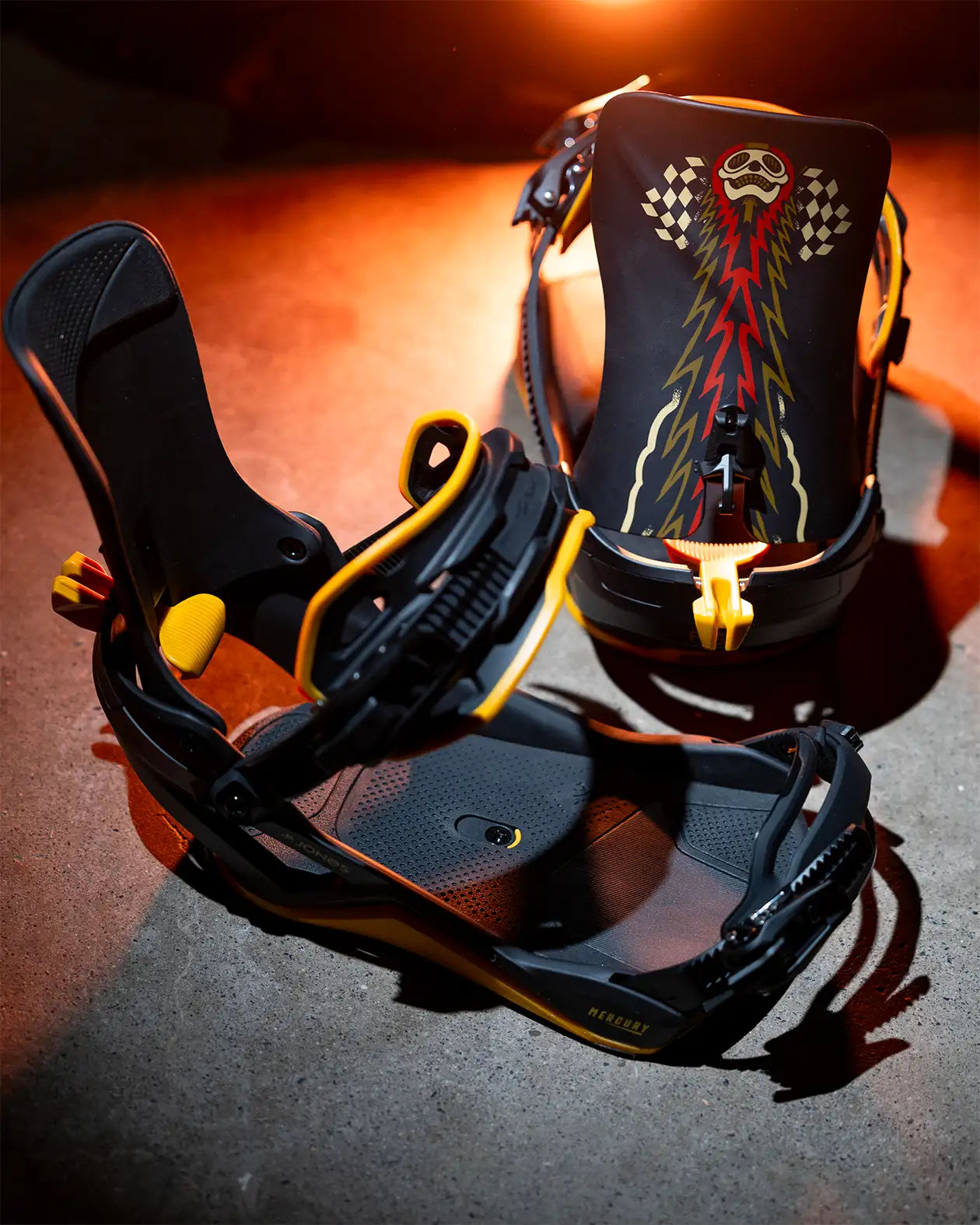 Mercury FASE® Snowboard Binding | Jones Mercury FASE® Snowboard Binding Jones Snowboards High Performance