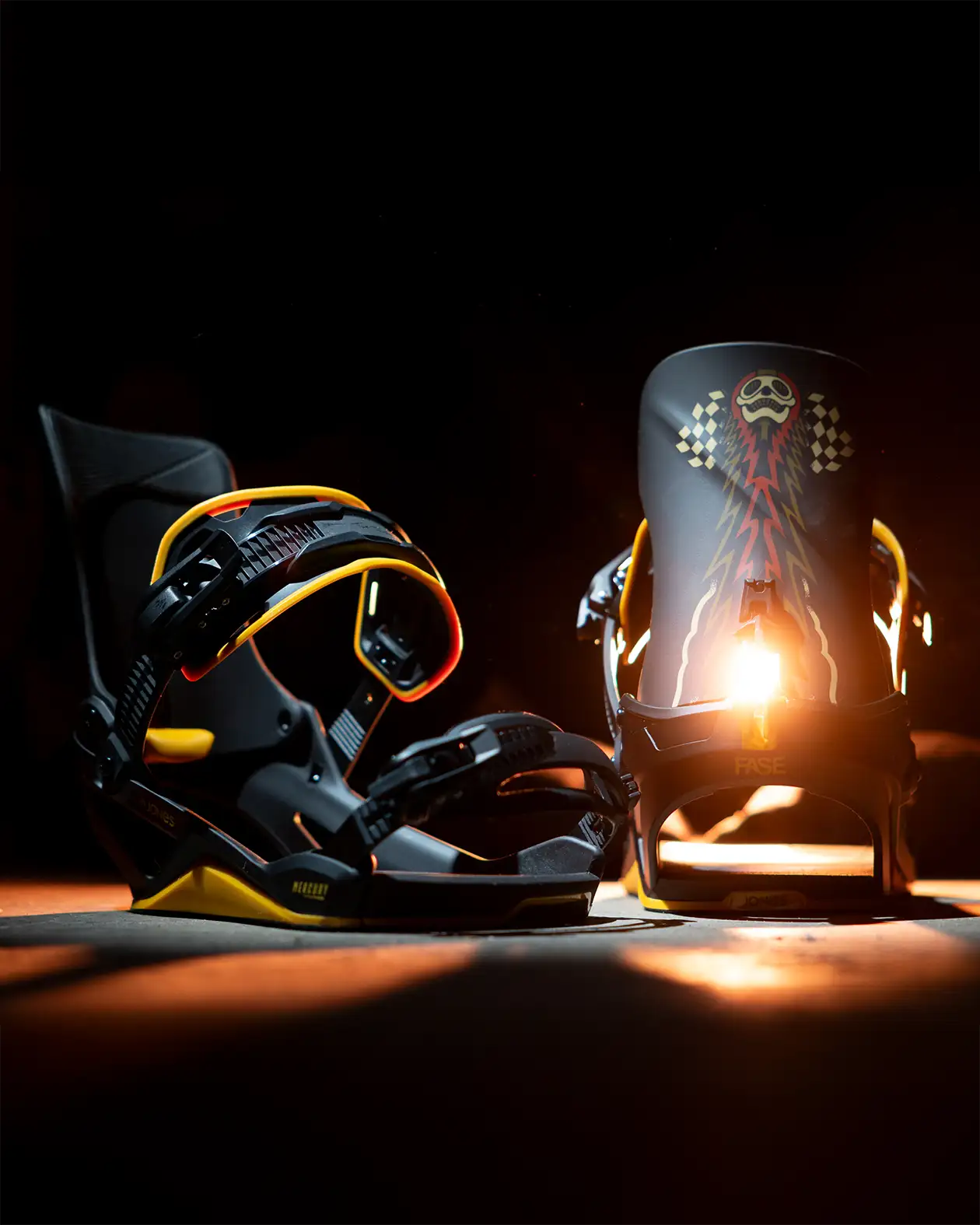 Mercury FASE® Snowboard Binding | Jones Mercury FASE® Snowboard Binding Jones Snowboards High Performance 7630680865519 J.26.BNU.MHF.C4.3M.1