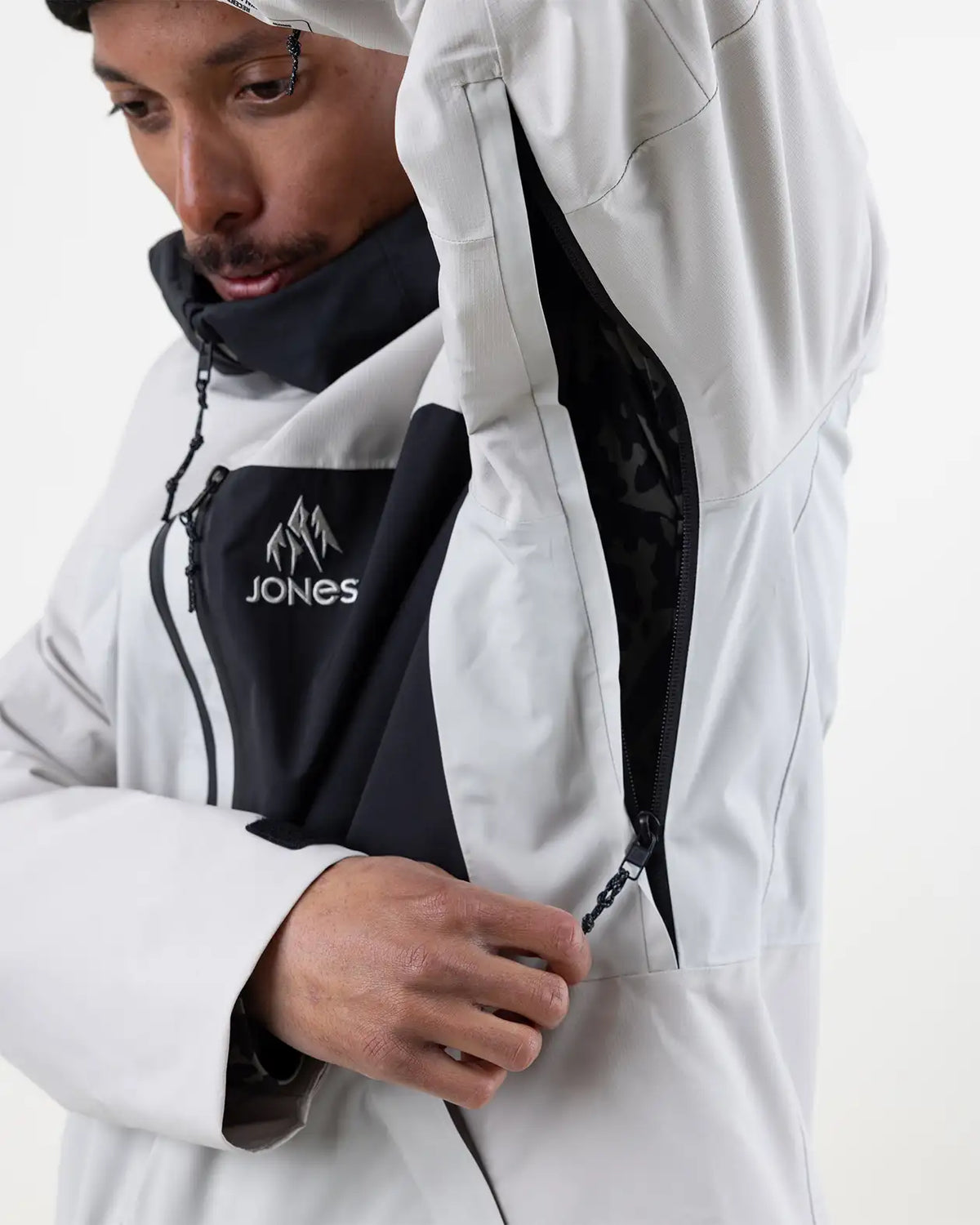 スノーボードウェア JONES MTN Surf Jacket 【Sサイズ】 JONES SNOWBOARDS Men's MTN Surf Recycled Shell Jacket - 2025