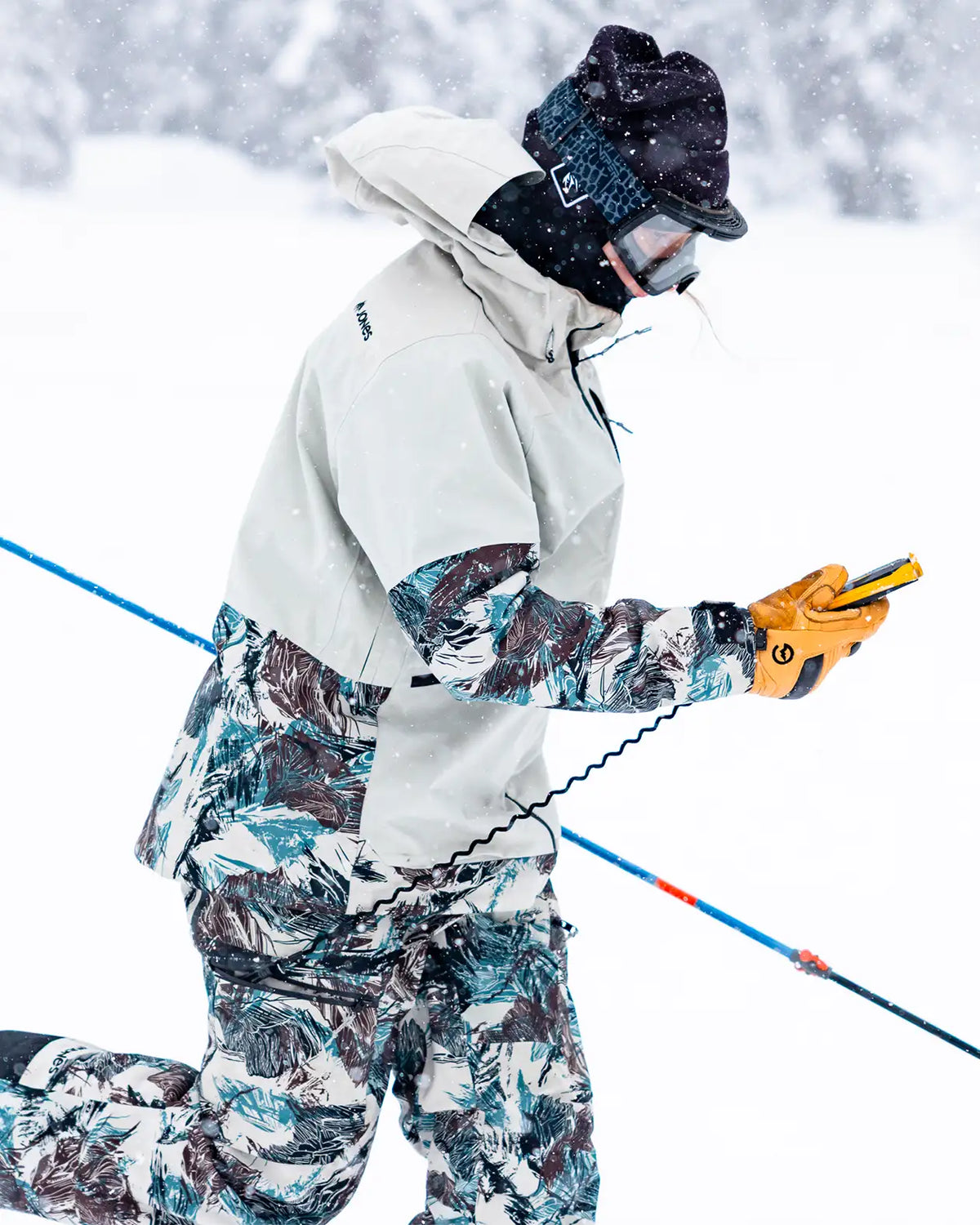 Women's MTN Surf Recycled Jacket | Jones
