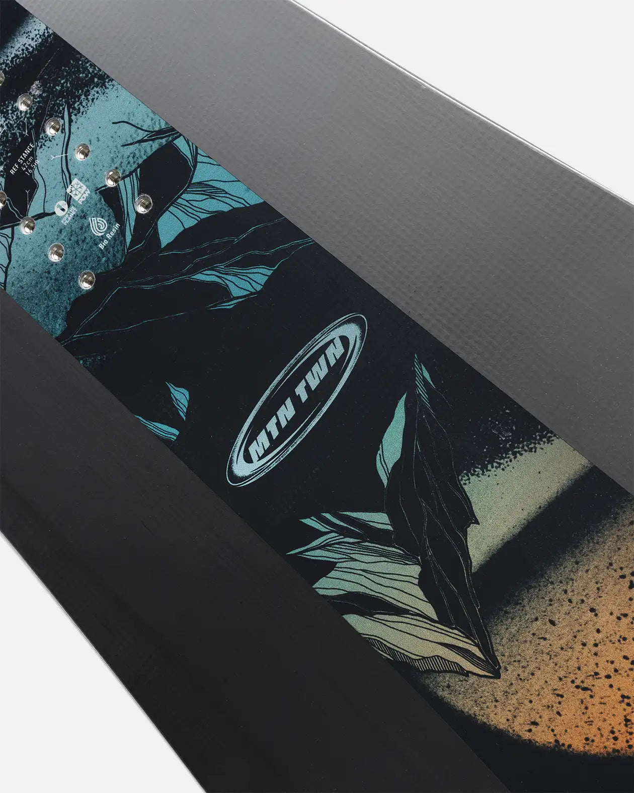 Mountain Twin Junior Snowboard