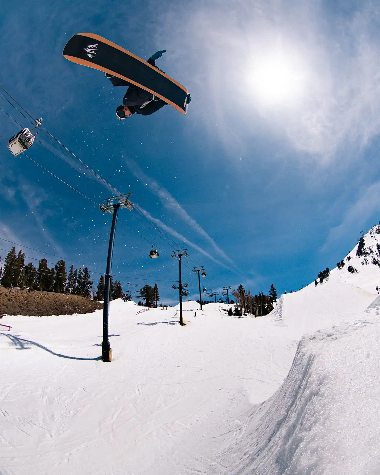 Men's Mountain Twin Pro Snowboard | Jones Men's Mountain Twin Pro Snowboard | Jones