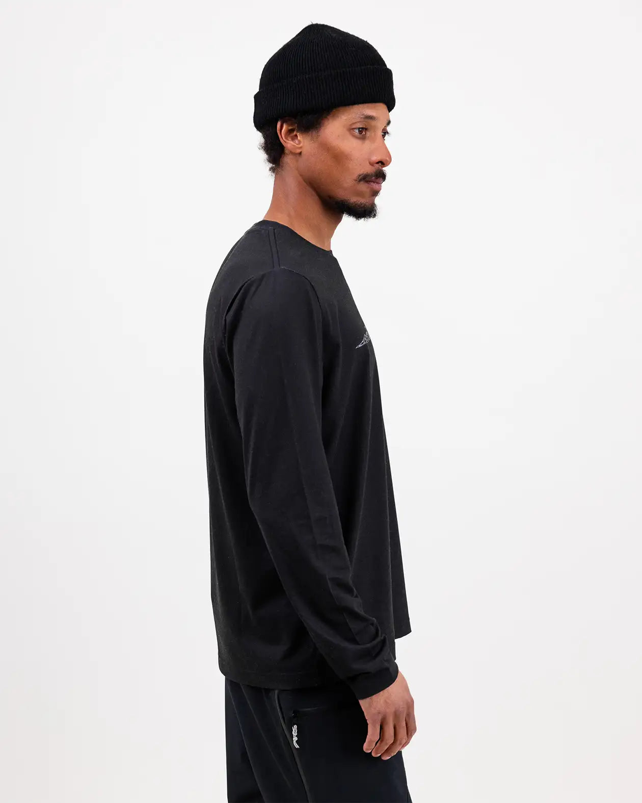 Men’s Recycled Long Sleeve Tech Tee