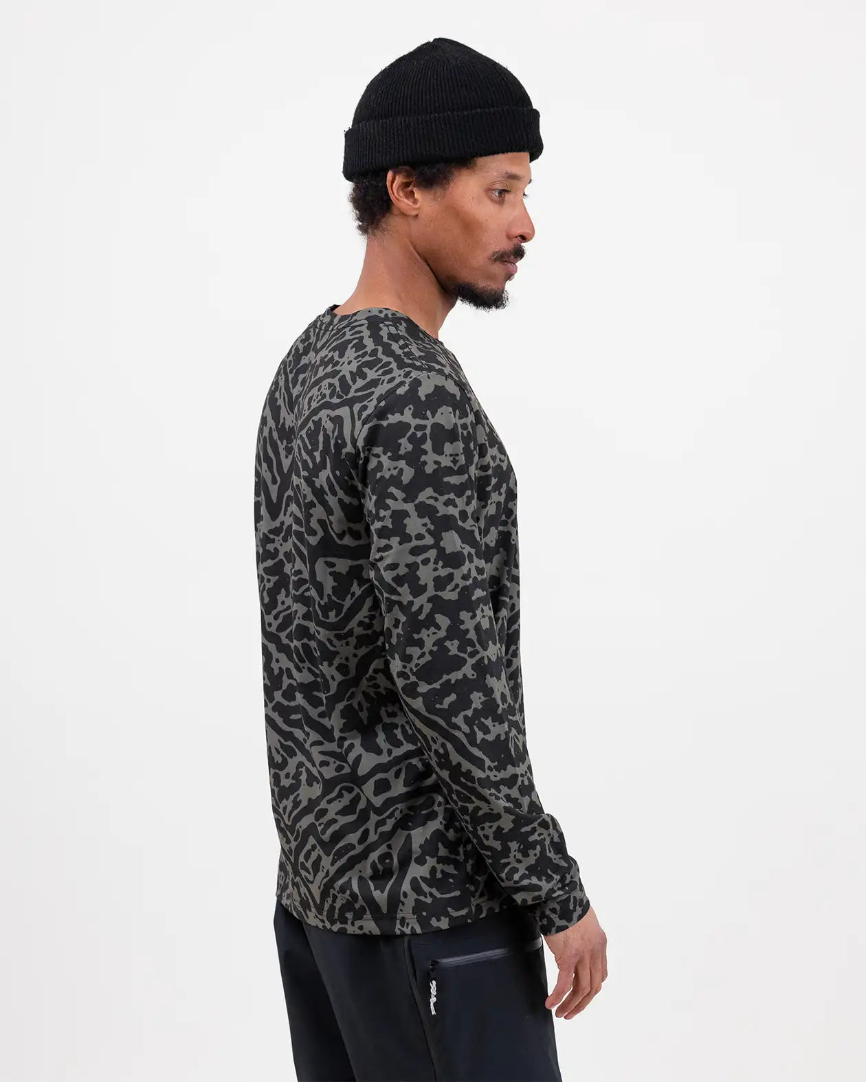 Men’s Recycled Long Sleeve Tech Tee