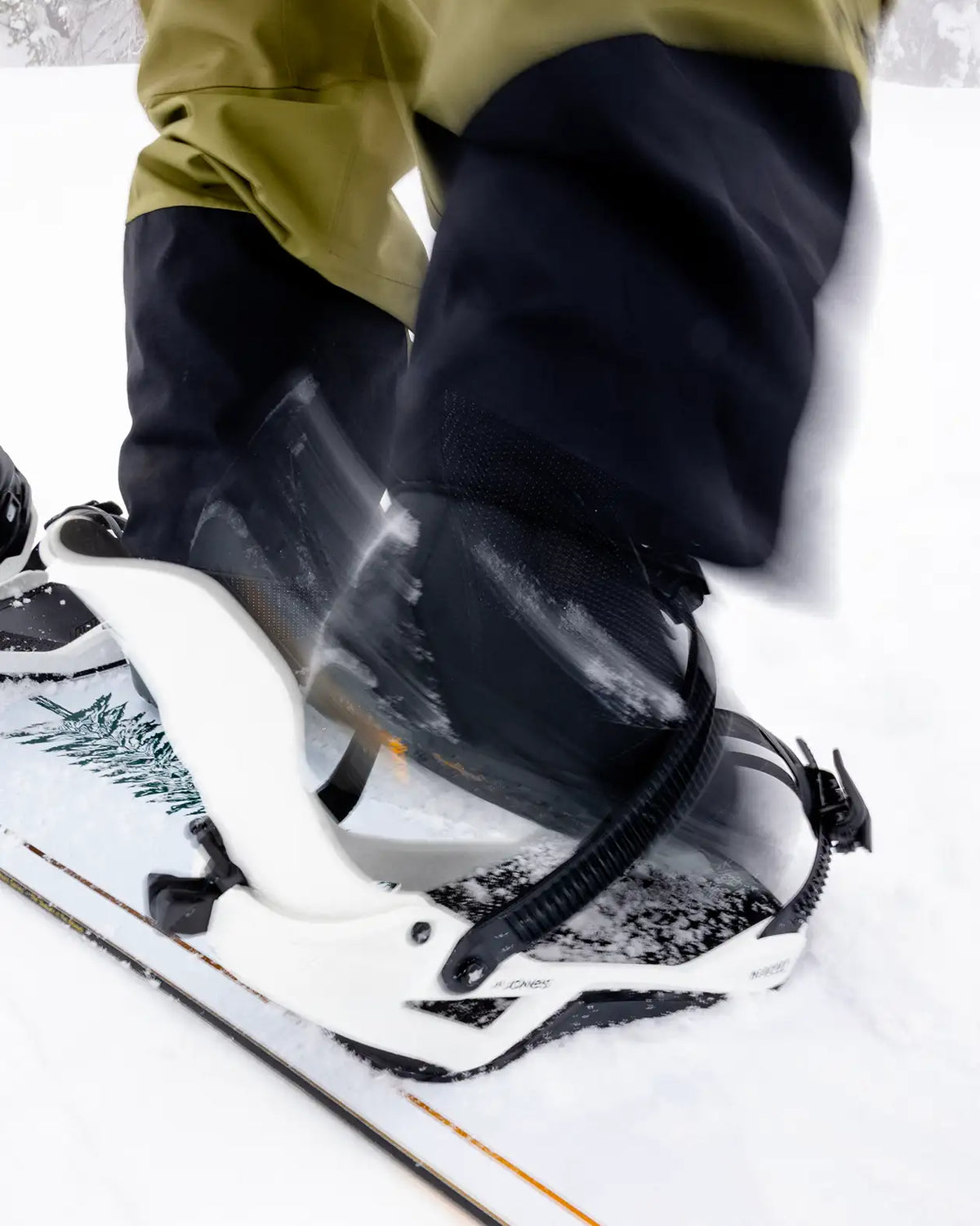Mercury FASE® Snowboard Binding | Jones Mercury FASE® Snowboard Binding Bindings Jones Snowboards High Performance