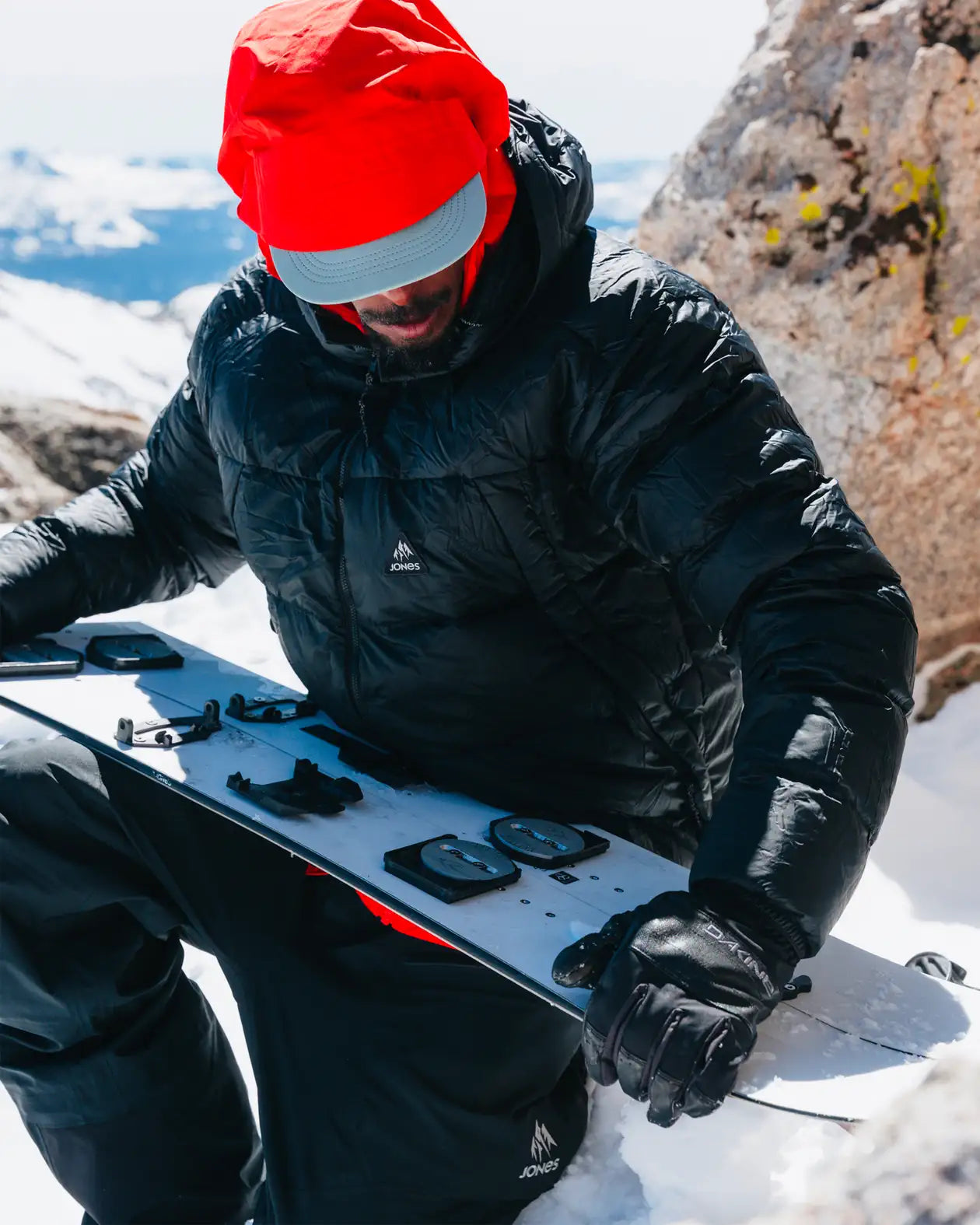 Unisex Max Re-Up Down 750+ Hooded Jacket Unisex Max Re-Up Down 750+ Hooded Jacket Outerwear Jones Snowboards High Performance
